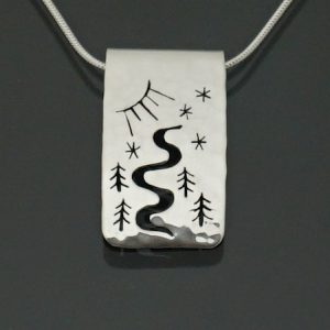 Mountain-Air-Pendant-Large-Top-on-1.3mm-Chain