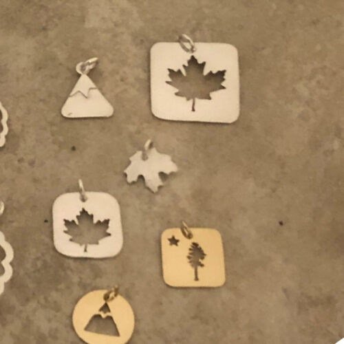 Maple Leaf Size Comparison